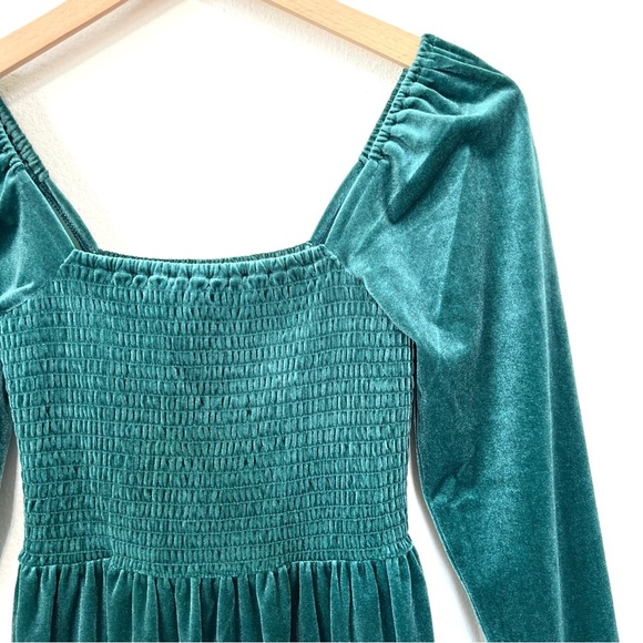 NWT Gap Velvet Smocked Puff Long Sleeve Mini Dress in Green Pine Size XS - Picture 5 of 11